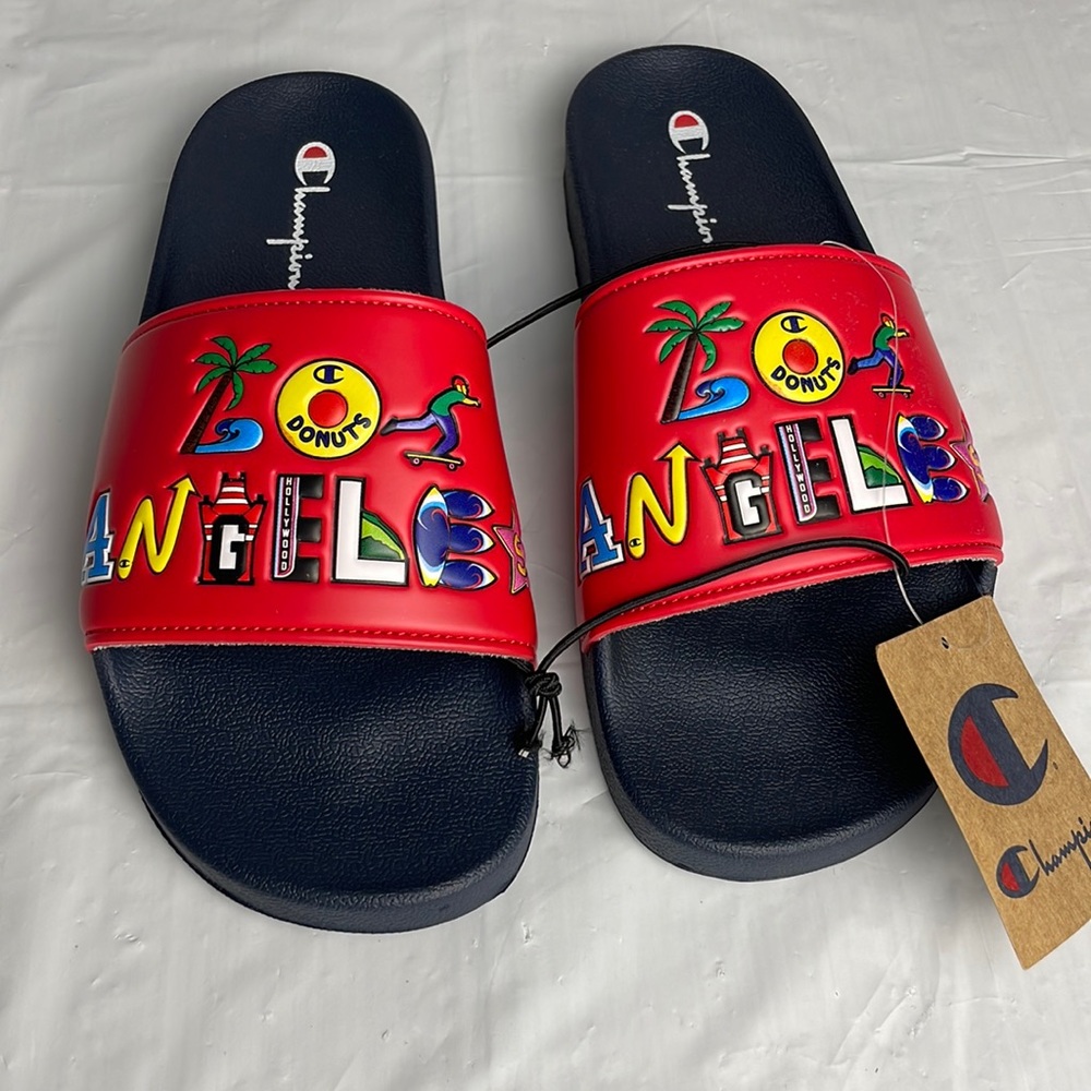 Champion IPO Los Angeles Landmarks Sandals Slides Men's Size 10 Red multicolor